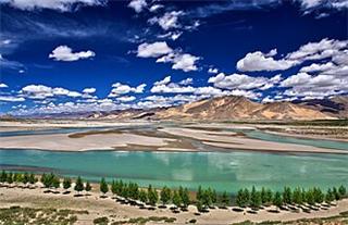 Yarlung Tsangpo